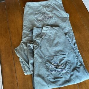 REQUEST SCRUBS Army Green Top - Size L, Pant - Size XL